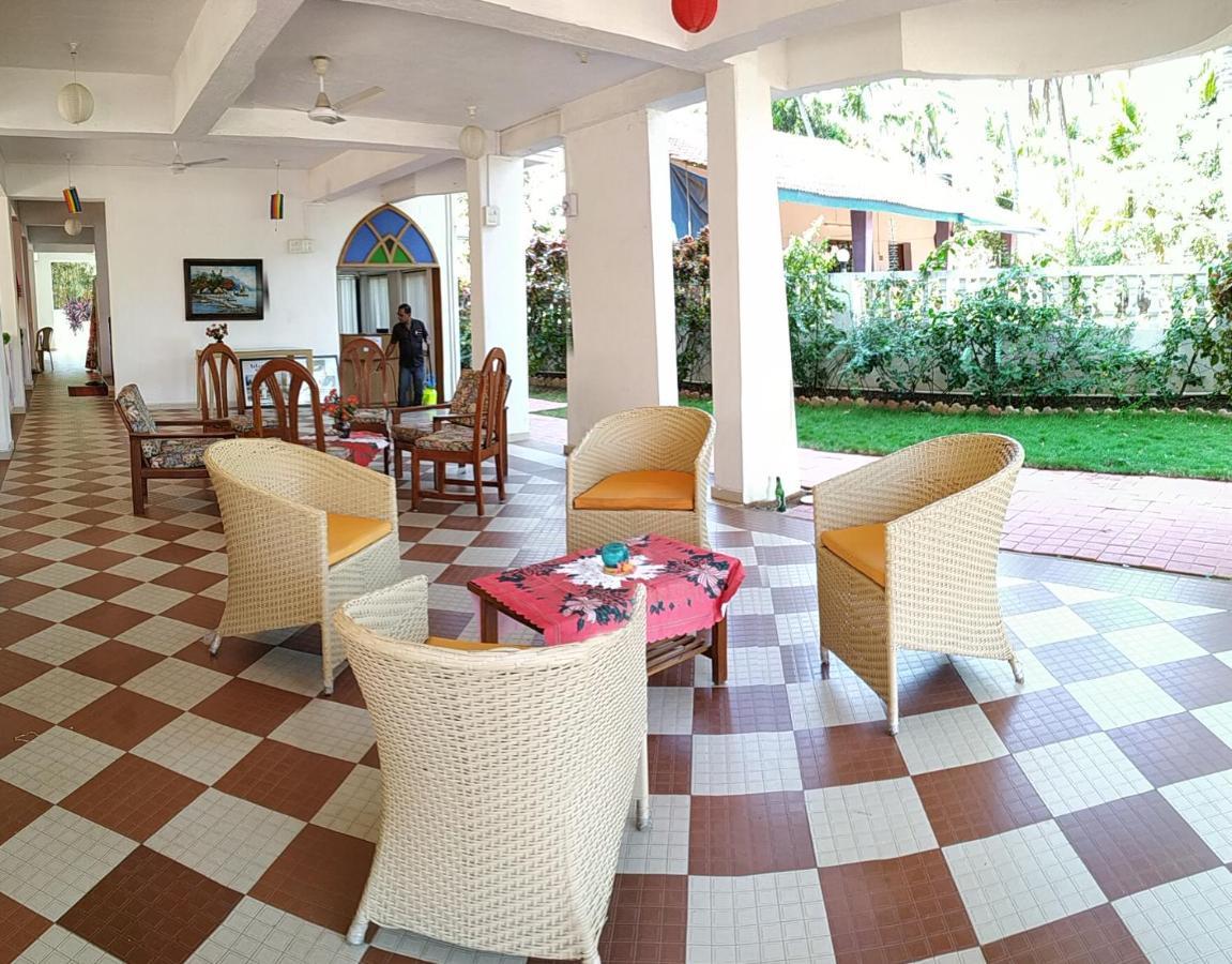 Bluesea Beach Resort Candolim Exteriör bild