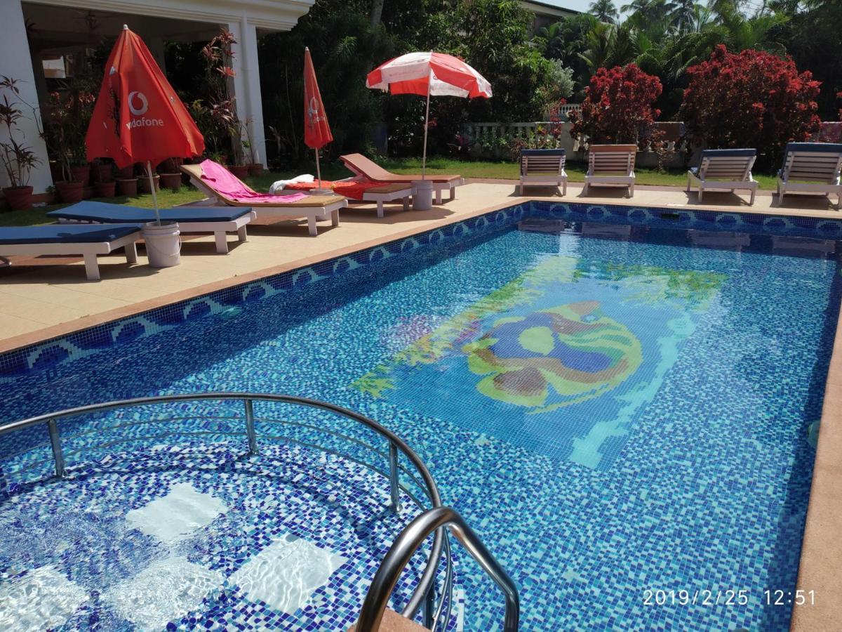 Bluesea Beach Resort Candolim Exteriör bild