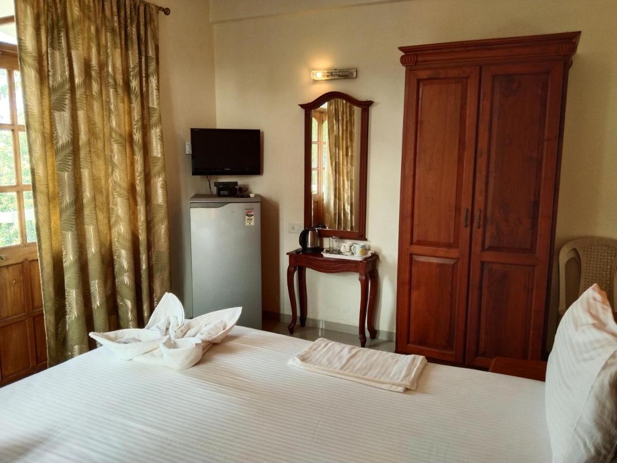 Bluesea Beach Resort Candolim Exteriör bild